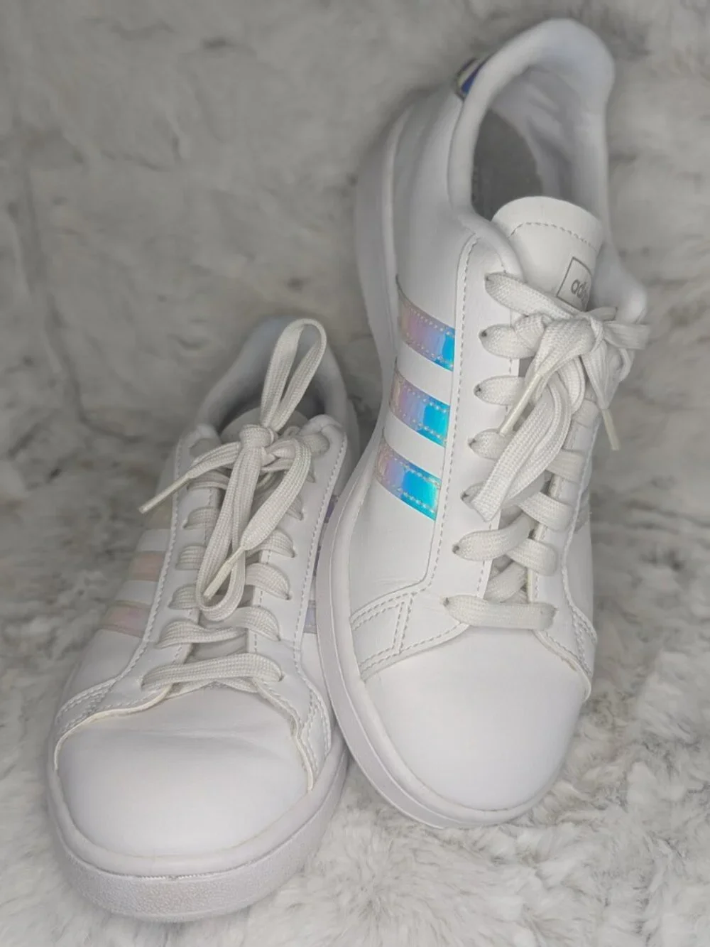 Adidas Grand Court Women's Size 8 White Holographic Iridescent Sneakers EUC